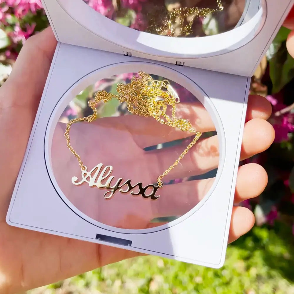 Colar com nome personalizado Persya